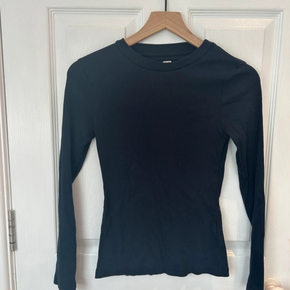 Tops - Long sleeve ribbed slim fit top